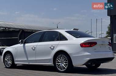 Седан Audi A4 2015 в 