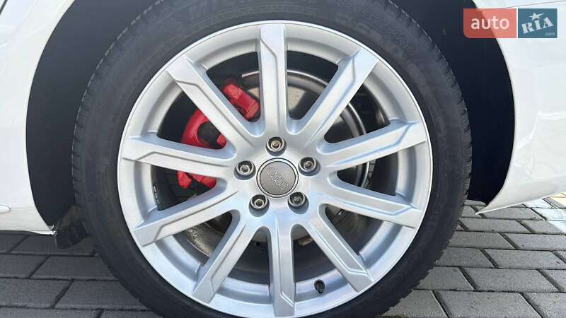 Седан Audi A4 2012 в Тернополе