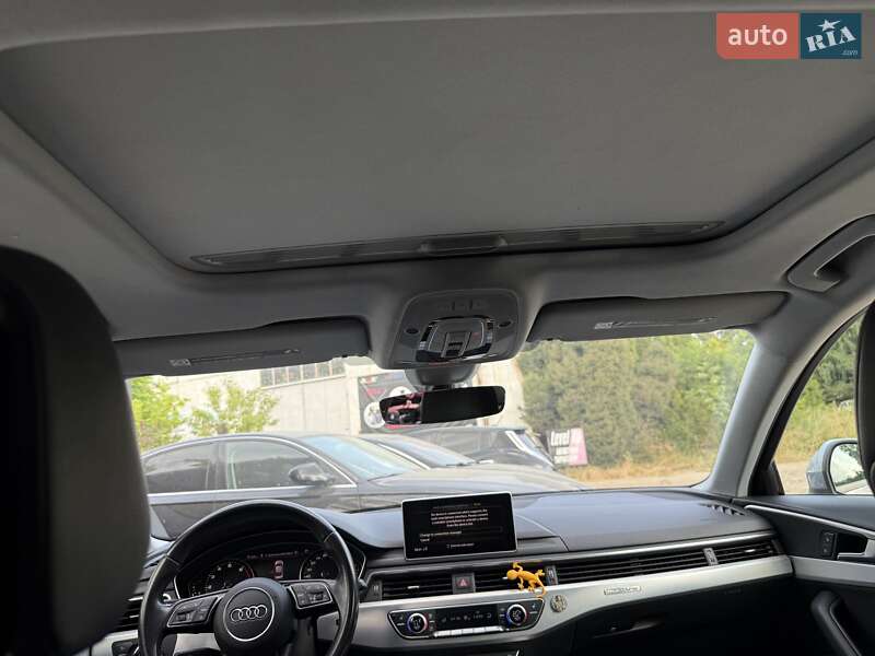 Седан Audi A4 2015 в Львові