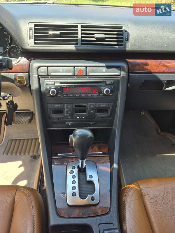 Седан Audi A4 2006 в Кропивницком