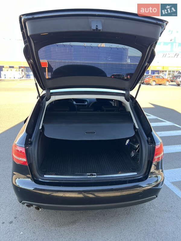 Универсал Audi A4 2009 в Луцке