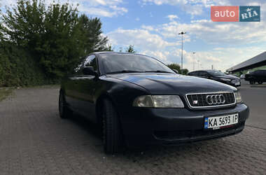 Седан Audi A4 1996 в 