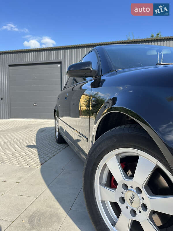 Седан Audi A4 2001 в Самборе