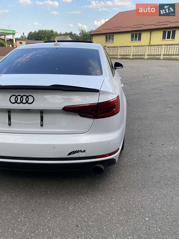 Седан Audi A4 2016 в Києві