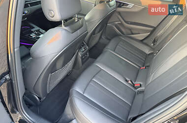 Седан Audi A4 2022 в 