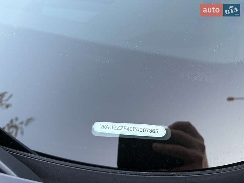 Седан Audi A4 2022 в Одесі