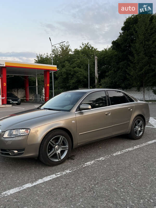 Седан Audi A4 2005 в Киеве