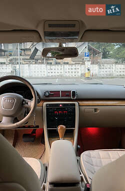 Седан Audi A4 2005 в 