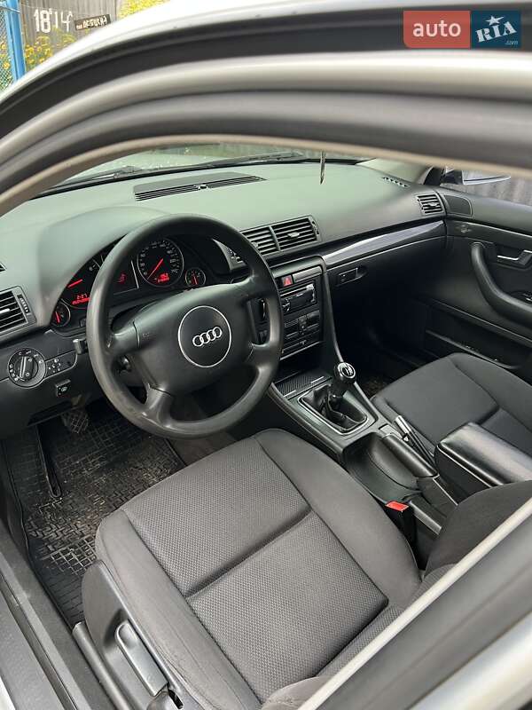 Универсал Audi A4 2002 в Харькове