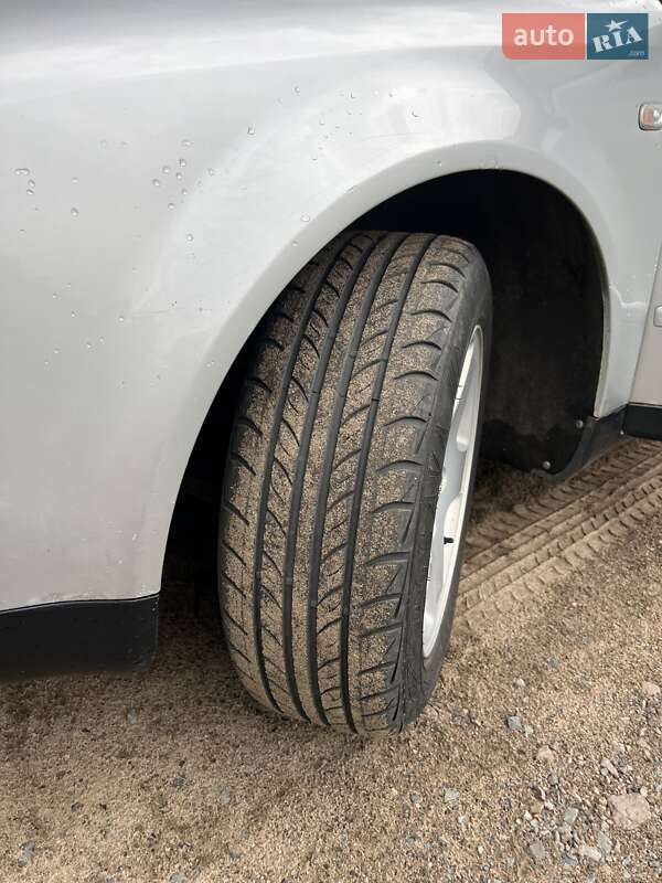 Универсал Audi A4 2002 в Харькове