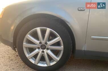 Седан Audi A4 2001 в 