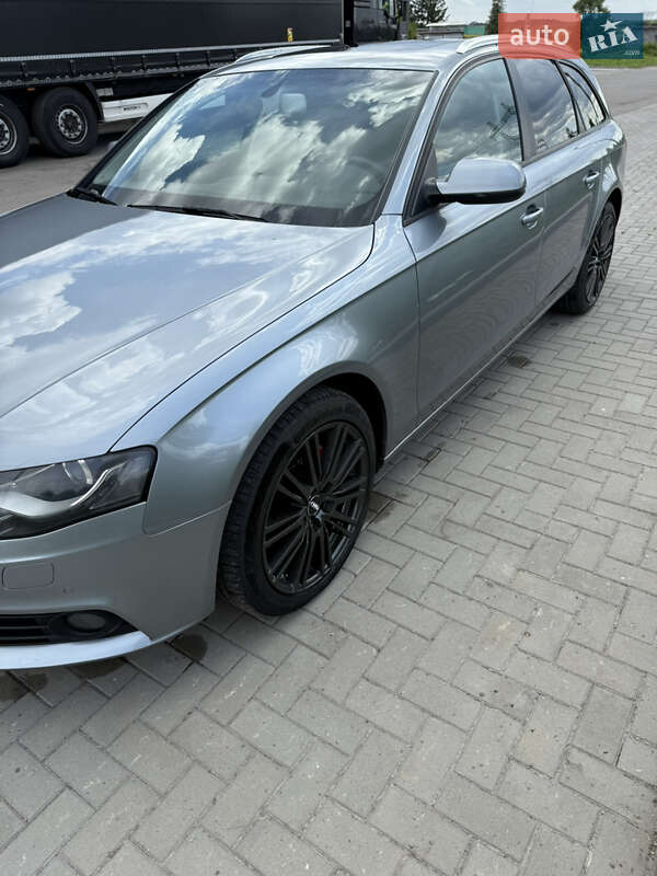 Універсал Audi A4 2010 в Луцьку