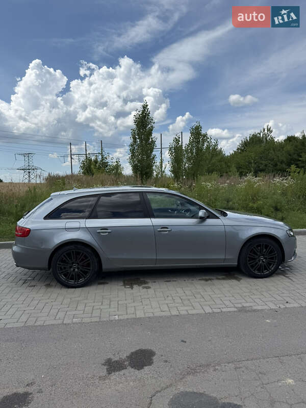 Універсал Audi A4 2010 в Луцьку