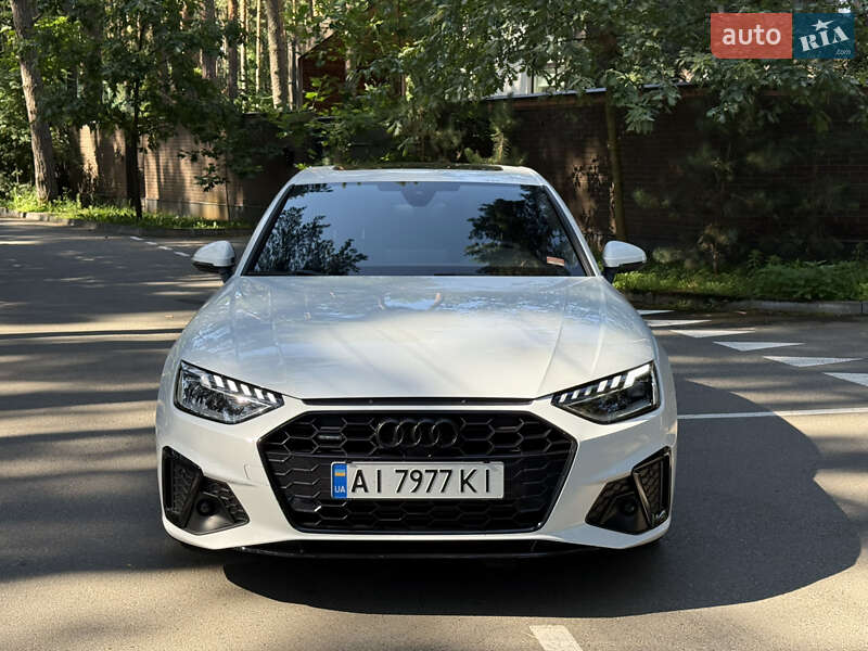 Седан Audi A4 2020 в Києві