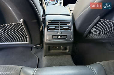Седан Audi A4 2020 в 