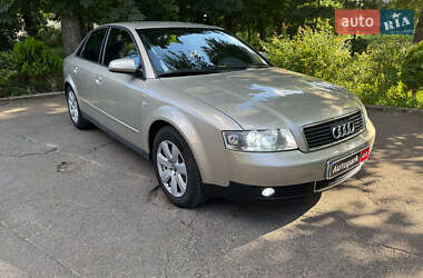 Седан Audi A4 2001 в 