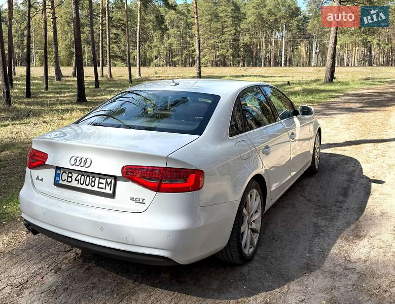 Седан Audi A4 2012 в Чернигове