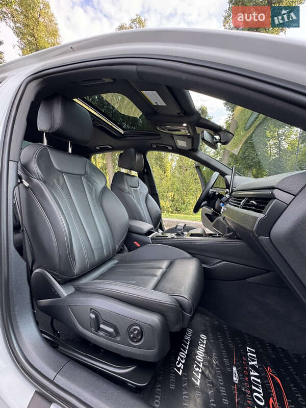 Седан Audi A4 2022 в Киеве