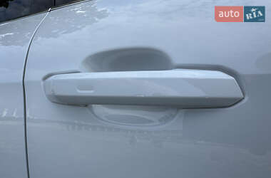 Седан Audi A4 2022 в 
