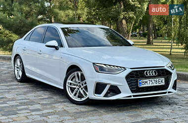 Седан Audi A4 2022 в 