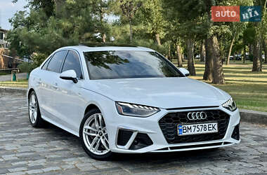 Седан Audi A4 2022 в 