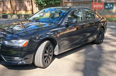 Седан Audi A4 2013 в Чернігові