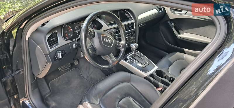 Седан Audi A4 2013 в Чернигове