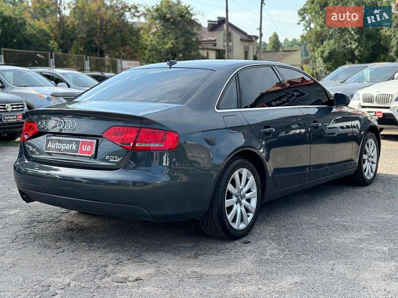 Седан Audi A4 2010 в Виннице