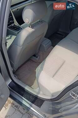 Седан Audi A4 2002 в 