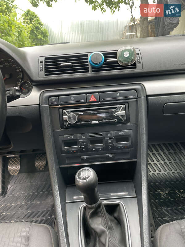 Седан Audi A4 2006 в Снігурівці