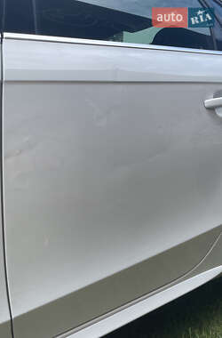 Седан Audi A4 2012 в 