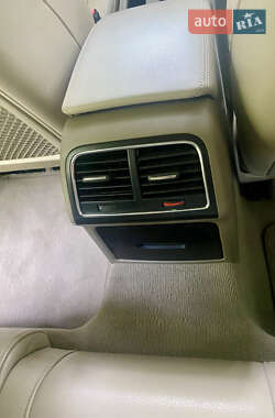 Седан Audi A4 2010 в 
