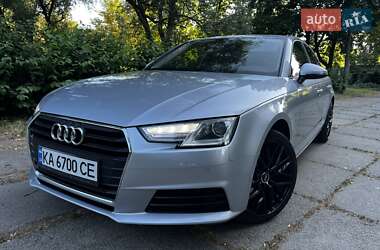 Седан Audi A4 2016 в 