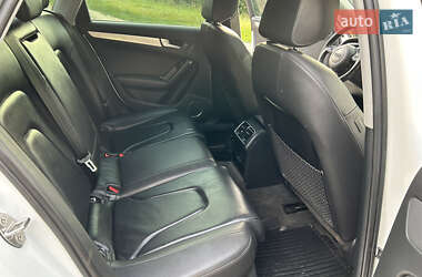 Седан Audi A4 2015 в 
