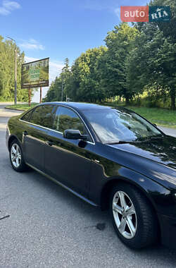 Седан Audi A4 2013 в 