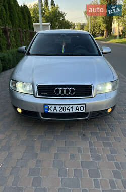 Седан Audi A4 2001 в 