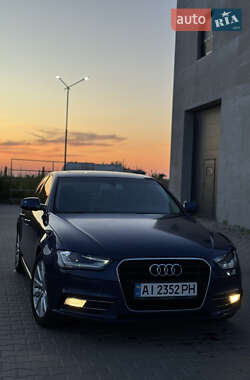 Седан Audi A4 2014 в Киеве