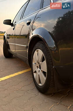 Седан Audi A4 2001 в 