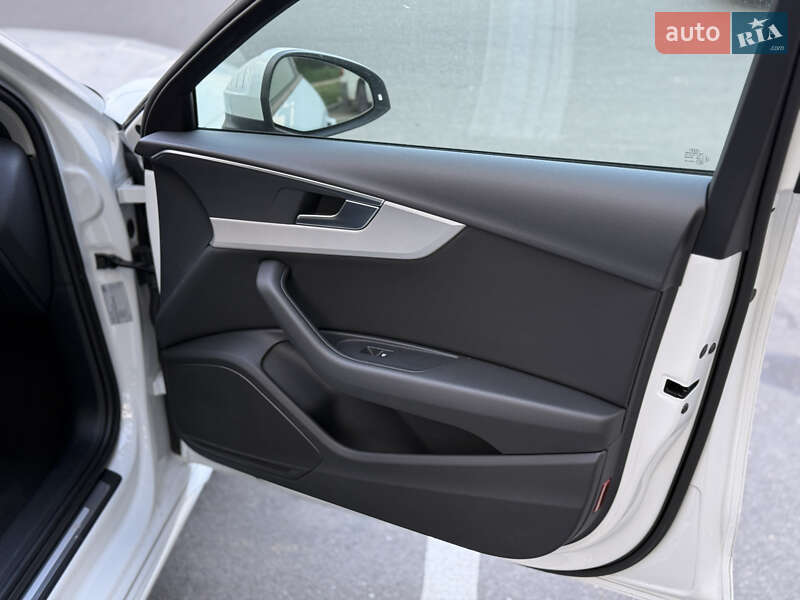 Універсал Audi A4 2019 в Вінниці