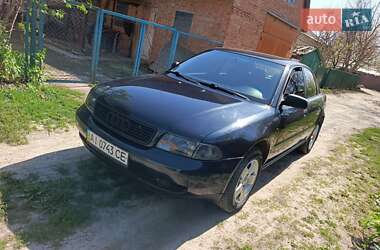 Седан Audi A4 1996 в Києві