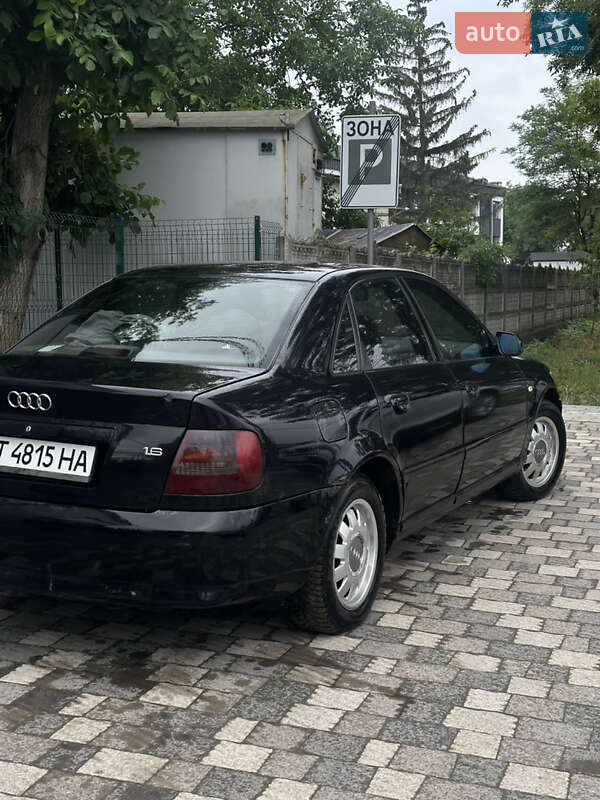 Седан Audi A4 2000 в Івано-Франківську