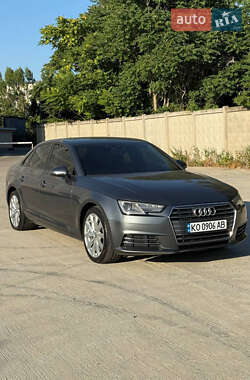 Седан Audi A4 2016 в Одесі