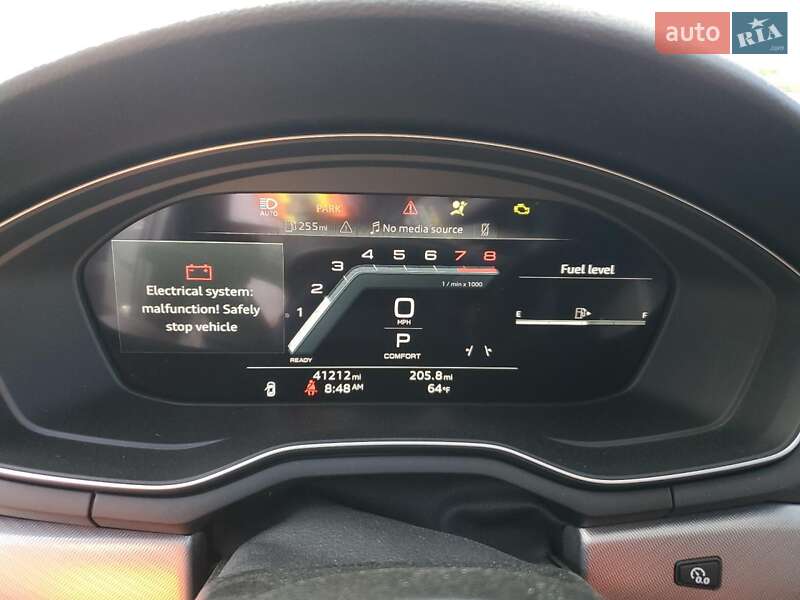 Седан Audi A4 2022 в Львове