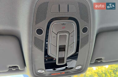 Седан Audi A4 2019 в 