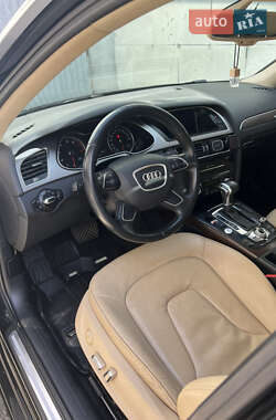 Седан Audi A4 2013 в 
