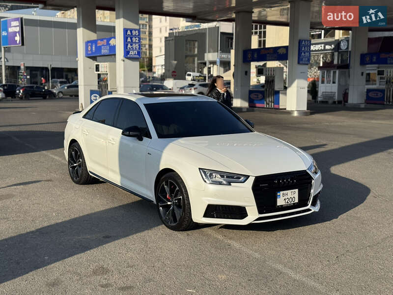 Седан Audi A4 2016 в Одессе