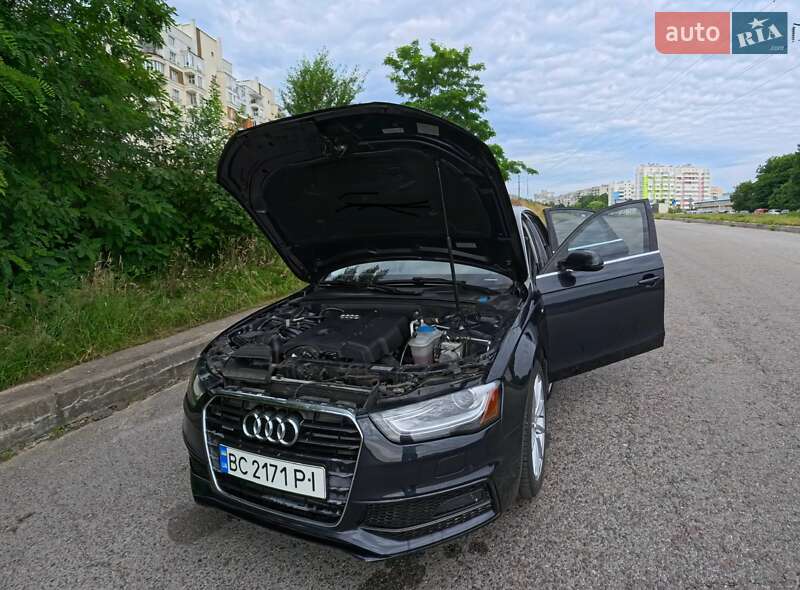 Седан Audi A4 2013 в Львові