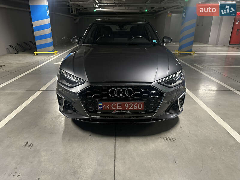 Седан Audi A4 2020 в Львові