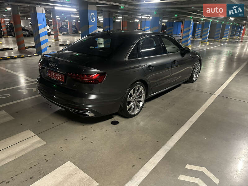 Седан Audi A4 2020 в Львові
