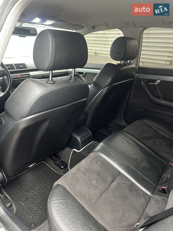 Седан Audi A4 2005 в Львові
